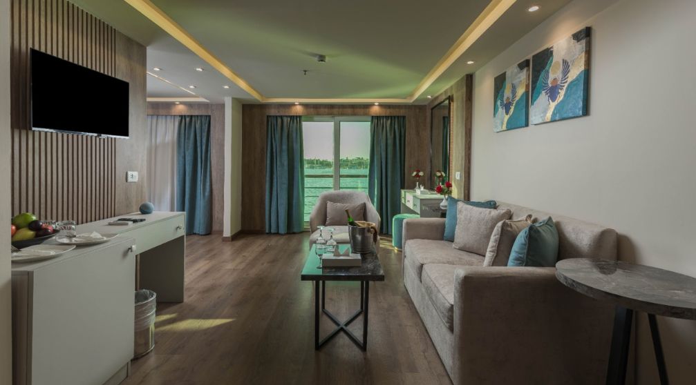 5 Days Nile cruise from Luxor to Aswan on Royal Elite
